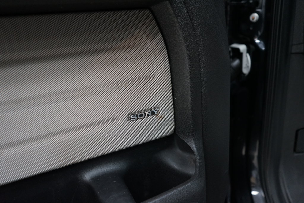 Used 2012 Ford F150 Raptor w/ Raptor Luxury Pkg AWD/4WD image 24