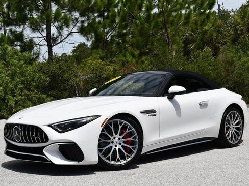Used 2024 Mercedes-Benz SL 55 AMG 4MATIC image 2