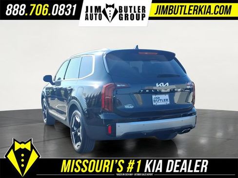 Used 2024 Kia Telluride S w/ S Sunroof Package FWD image 4