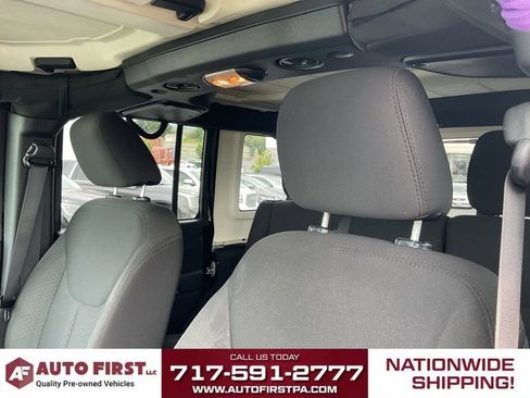 Used 2016 Jeep Wrangler Unlimited Sport w/ Quick Order Package 24S AWD/4WD image 10