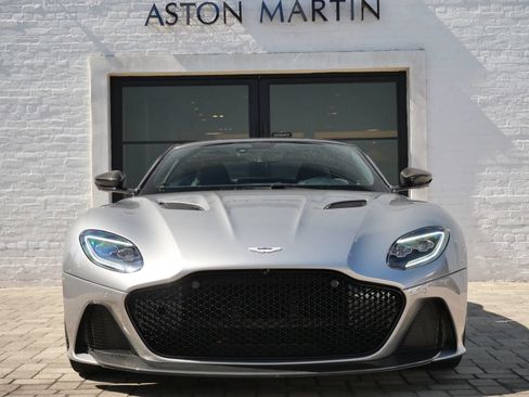 Used 2023 Aston Martin DBS Coupe RWD image 7