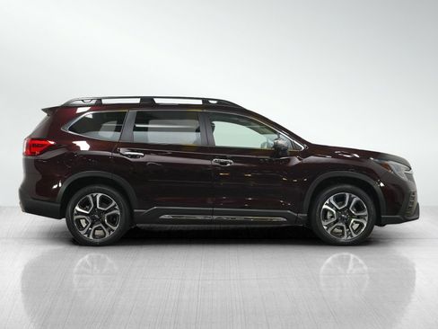Used 2023 Subaru Ascent Touring AWD/4WD image 6