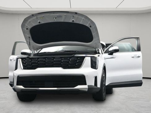 Used 2025 Kia Sorento S w/ Panoramic Sunroof Package FWD image 36
