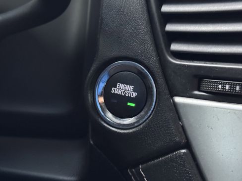 Used 2018 Chevrolet Tahoe Premier image 30