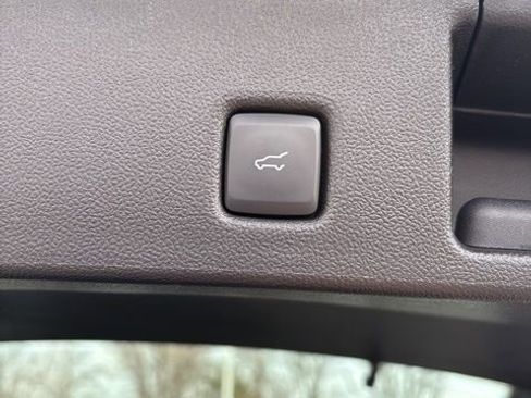 New 2026 Ford Escape Platinum w/ Class II Trailer Tow Package image 11