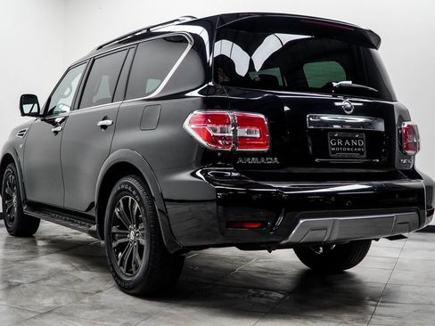 Used 2020 Nissan Armada Platinum w/ Captain's Chairs Package image 11