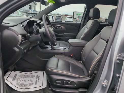 Used 2023 Chevrolet Traverse Premier w/ Redline Edition AWD/4WD image 20