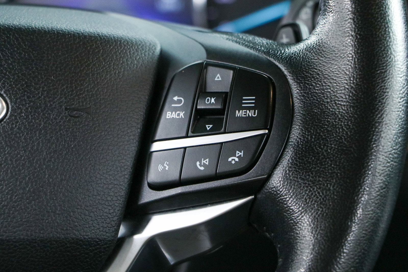 Used 2020 Ford Explorer Limited RWD image 14