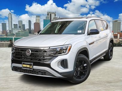 New 2025 Volkswagen Atlas Peak Edition SE