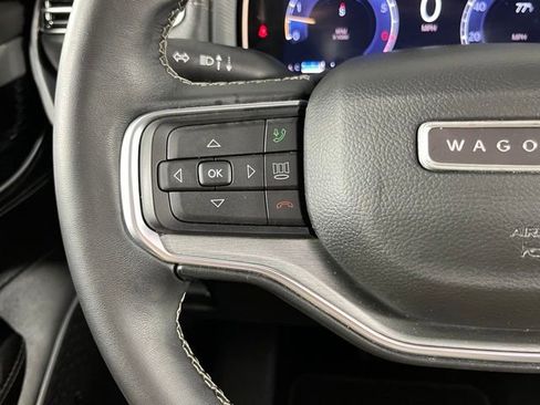 Used 2022 Jeep Wagoneer Series I AWD/4WD image 17