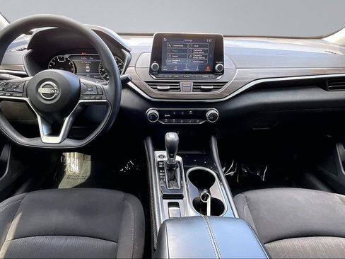 Used 2023 Nissan Altima 2.5 SV AWD/4WD image 16