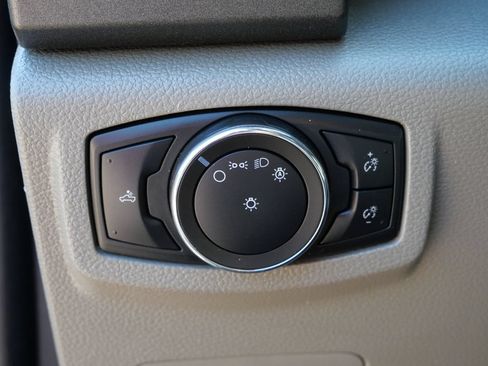 Used 2022 Ford F350 XL w/ Power Equipment Group AWD/4WD image 18