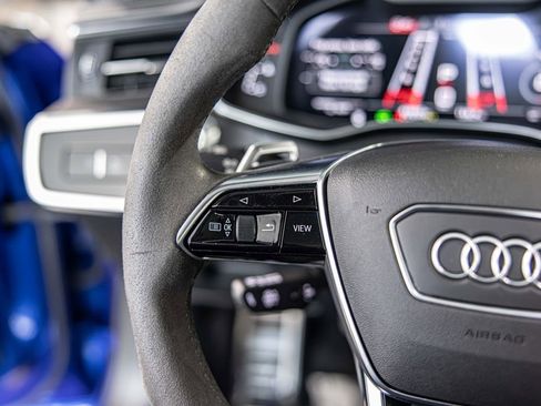 Used 2022 Audi RS 7 Sportback w/ RS 7 Executive Package AWD/4WD image 25