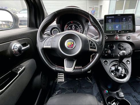 Used 2015 FIAT 500 Abarth w/ Comfort/Convenience Group FWD image 8