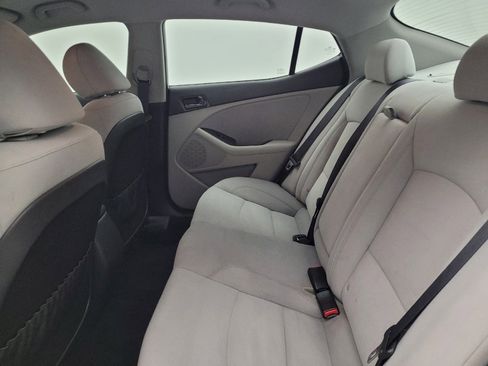 Used 2015 Kia Optima LX image 18