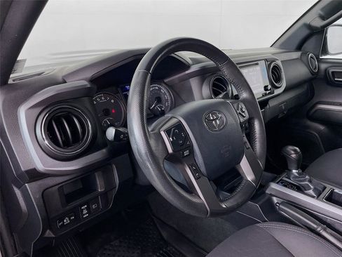 Used 2018 Toyota Tacoma TRD Pro image 12
