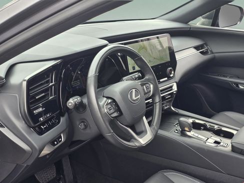 Certified 2025 Lexus RX 350 Premium w/ Accessory Package (Z1) image 14