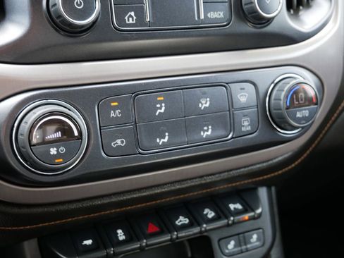 Used 2022 GMC Canyon AT4 w/ Trailering Package AWD/4WD image 25