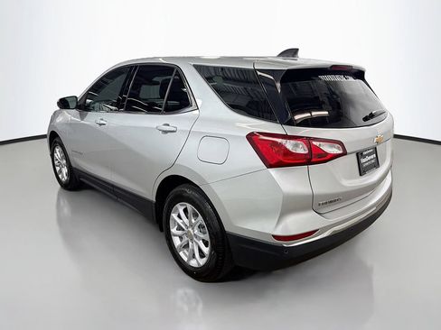 Used 2020 Chevrolet Equinox LT w/ Driver Convenience Package FWD image 7