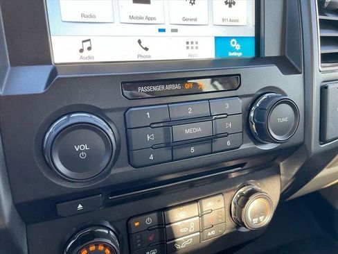 Used 2018 Ford F150 XLT w/ Equipment Group 302A Luxury image 21