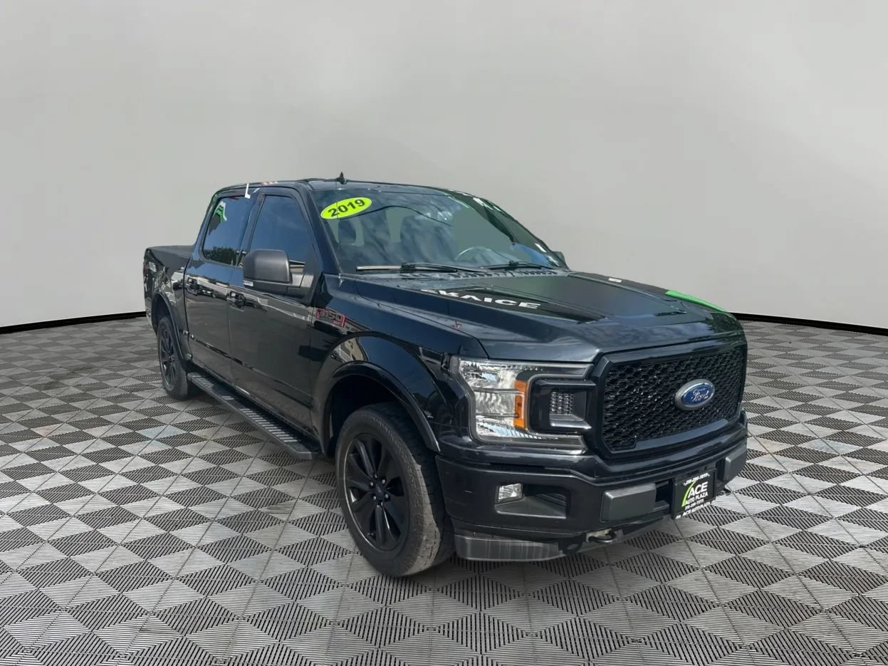 Used 2019 Ford F150 XLT w/ Equipment Group 302A Luxury AWD/4WD image 1