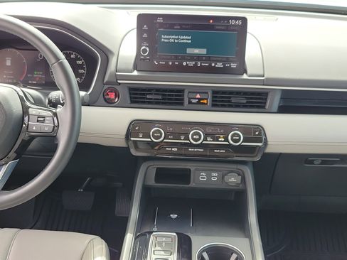 Used 2025 Honda Pilot EX-L image 20