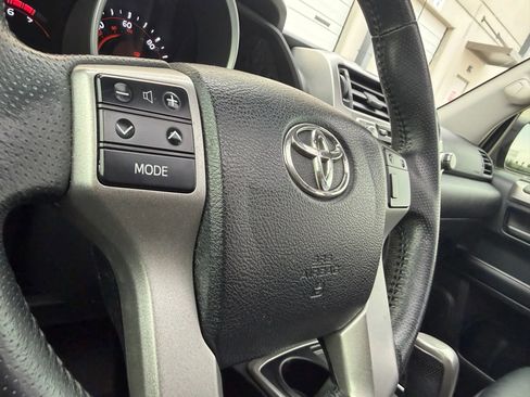 Used 2012 Toyota 4Runner Limited image 30