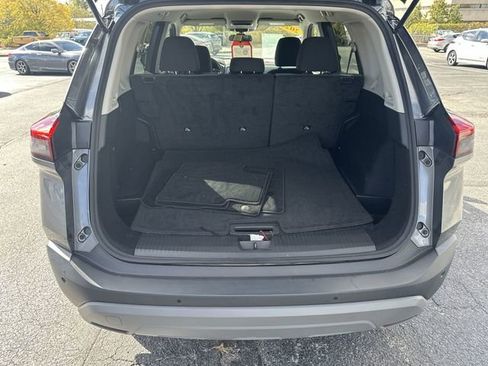 Certified 2022 Nissan Rogue SV image 32