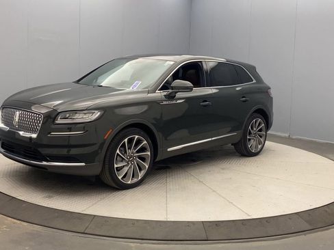 Used 2023 Lincoln Nautilus Reserve w/ Equipment Group 201A AWD/4WD image 9