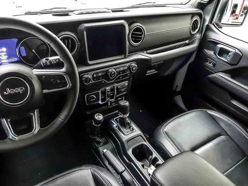 Used 2023 Jeep Wrangler Unlimited Sahara w/ Cold Weather Group AWD/4WD image 13
