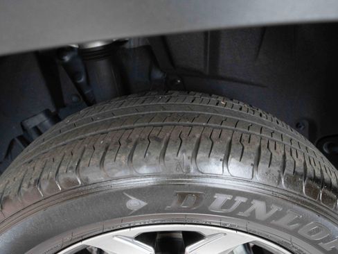 Used 2025 Toyota RAV4 Limited w/ Advanced Technology Package image 32