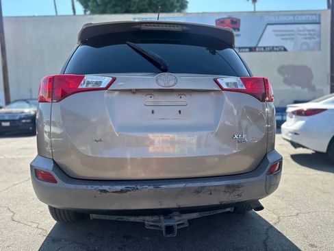 Used 2014 Toyota RAV4 XLE image 17