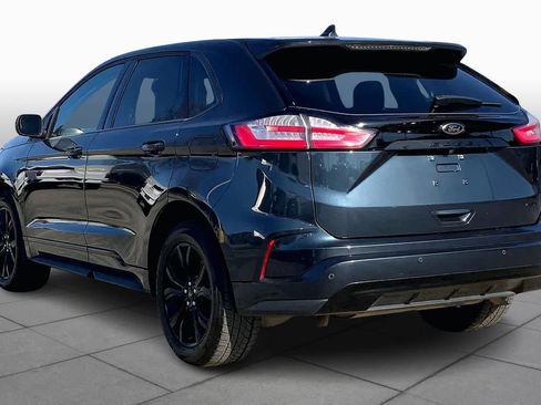 Certified 2024 Ford Edge SE w/ Black Appearance Package image 12