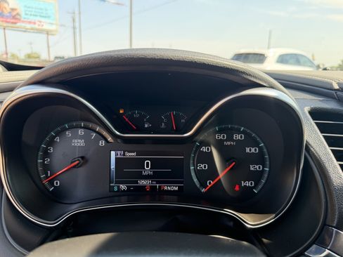 Used 2015 Chevrolet Impala LTZ FWD image 32