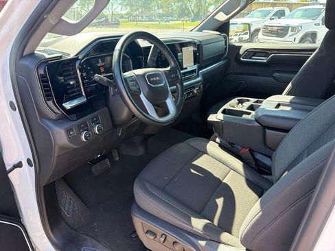 Used 2024 GMC Sierra 1500 Elevation AWD/4WD image 10