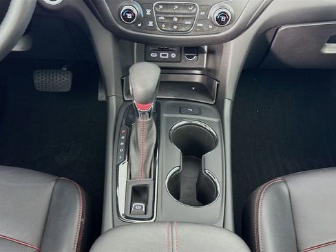 Used 2024 Chevrolet Equinox RS w/ RS Leather Package image 37