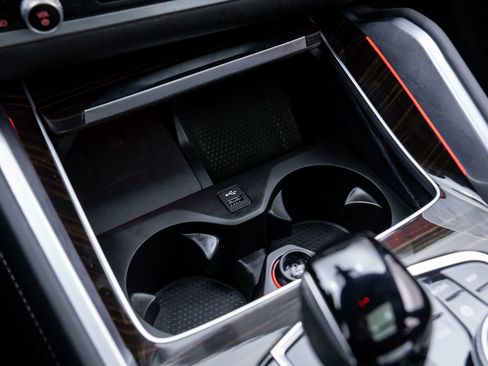 Used 2023 BMW X6 xDrive40i w/ Climate Comfort Package image 28