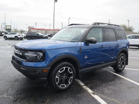 Used 2024 Ford Bronco Sport Outer Banks w/ Tech Package image 8