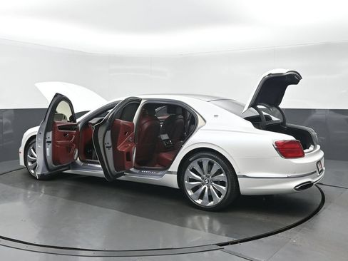 Used 2020 Bentley Flying Spur W12 AWD/4WD image 43