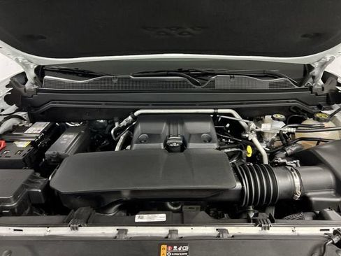 Certified 2024 GMC Canyon AT4X AWD/4WD image 31