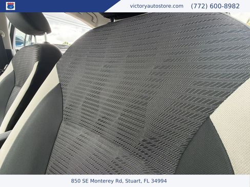 Used 2020 Nissan Versa SV FWD image 18