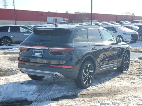 New 2026 Lincoln Corsair Reserve image 4