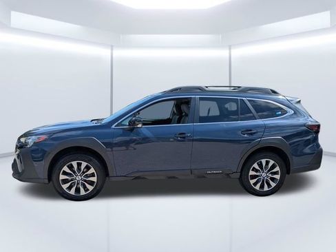 Used 2023 Subaru Outback Limited AWD/4WD image 7