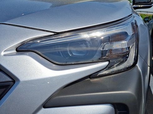 Certified 2025 Subaru Outback Limited AWD/4WD image 8