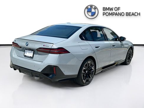 Used 2025 BMW i5 M60 w/ Premium Package AWD/4WD image 7