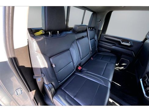 Used 2024 GMC Sierra 2500 SLT w/ SLT Premium Package AWD/4WD image 22