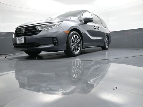 Certified 2023 Honda Odyssey EX-L image 28
