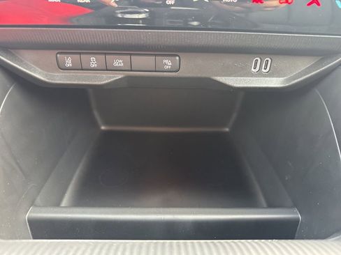 New 2026 Jeep Cherokee Laredo image 17