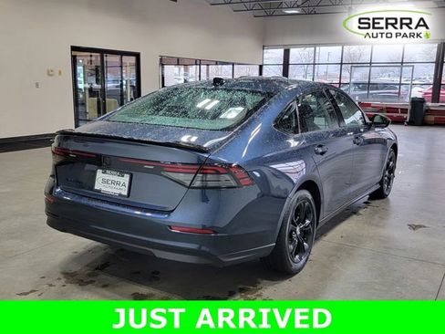 Certified 2025 Honda Accord SE image 6