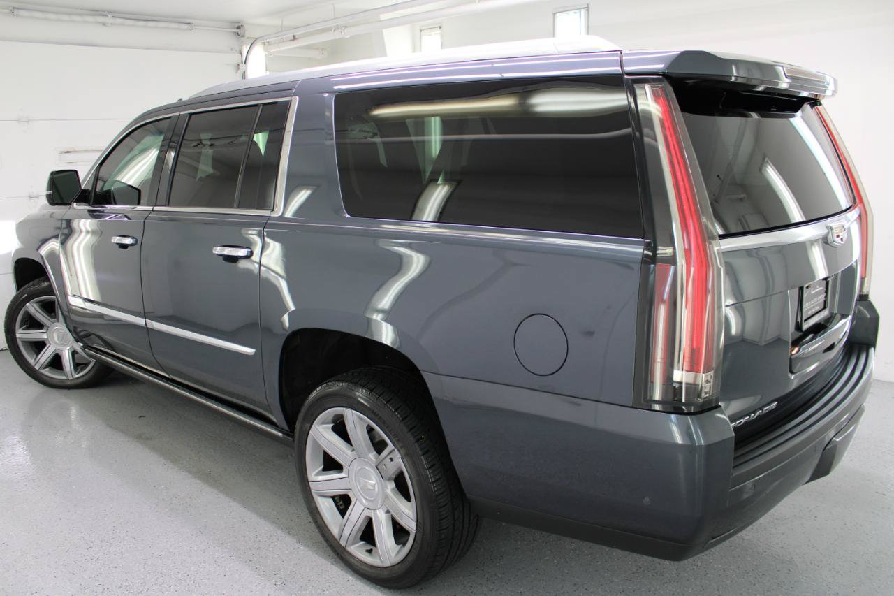 Used 2019 Cadillac Escalade ESV Premium Luxury AWD/4WD image 33